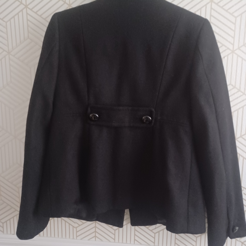 Coat - Picture 3 of 4